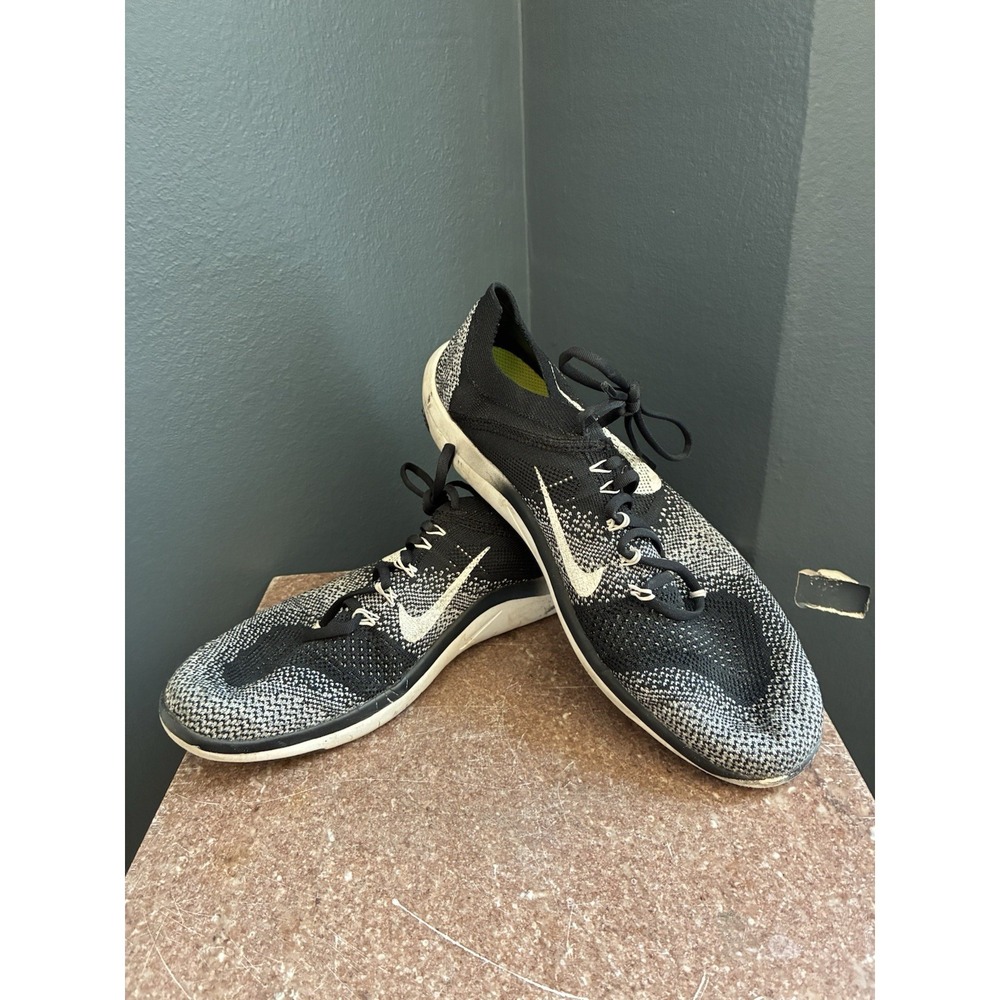 Nike Free Focus Flyknit 2 Women's Training Running Shoes Black White Oreo Size 9